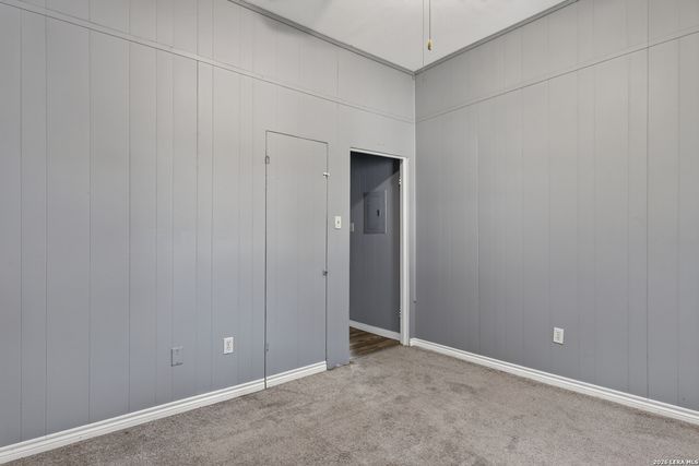 2065 W MILL ST, New Braunfels, TX 78130