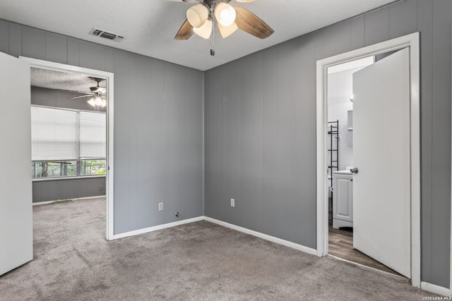 2065 W MILL ST, New Braunfels, TX 78130