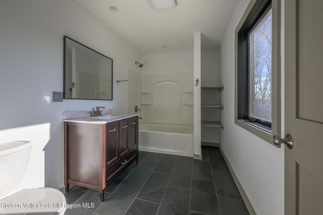 30 Ridge Lane, Hillsdale, NY 12529