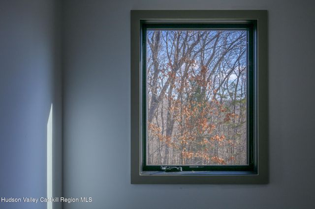 30 Ridge Lane, Hillsdale, NY 12529