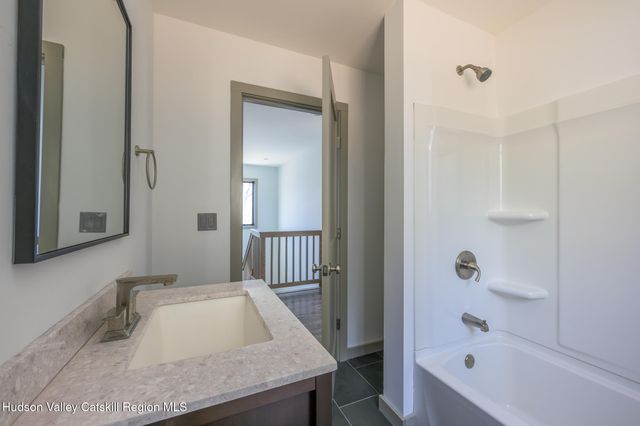 30 Ridge Lane, Hillsdale, NY 12529