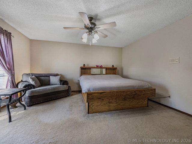 7844 S Hickory Court, Broken Arrow, OK 74011