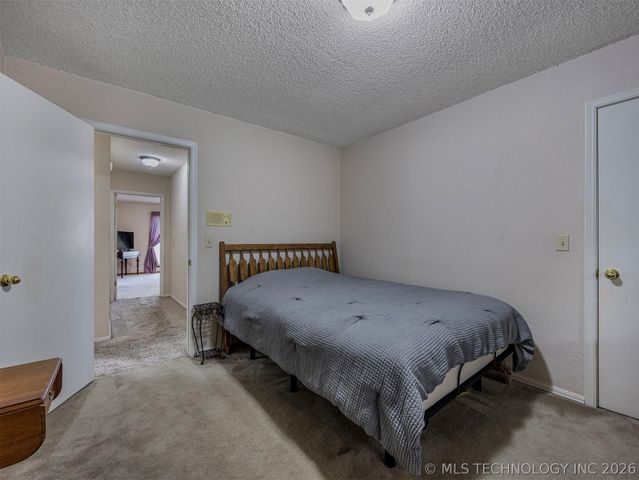 7844 S Hickory Court, Broken Arrow, OK 74011