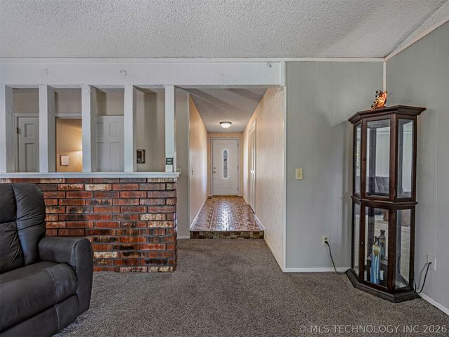 7844 S Hickory Court, Broken Arrow, OK 74011