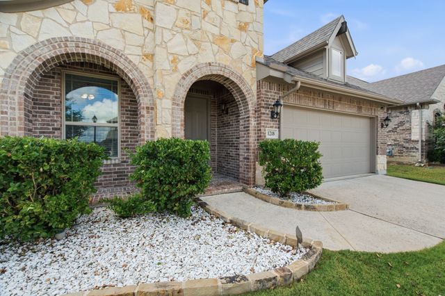 1218 Misty Ridge Drive, Justin, TX 76247