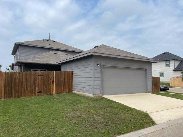 220 Timber Brook DR, Hutto, TX 78634