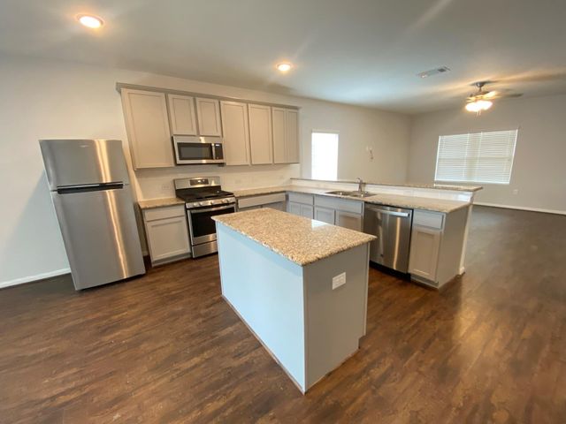 220 Timber Brook DR, Hutto, TX 78634