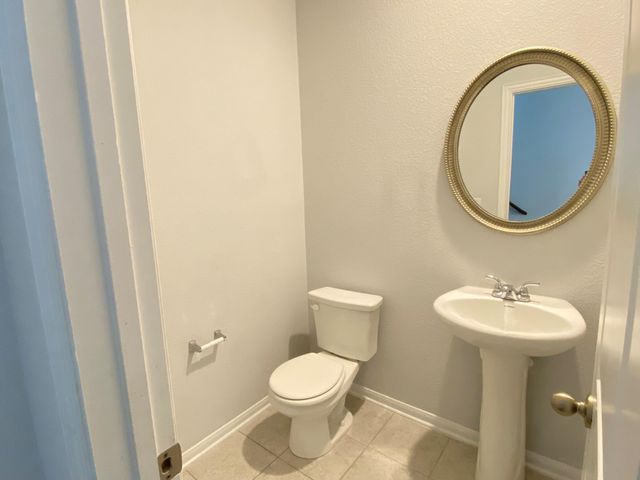220 Timber Brook DR, Hutto, TX 78634