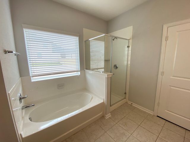 220 Timber Brook DR, Hutto, TX 78634