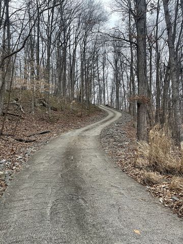 3575 Tyree Springs Rd, Hendersonville, TN 37075