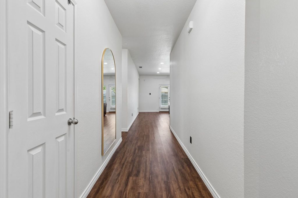 616 Steerman Court, Saginaw, TX 76179 — photo 4