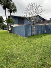 4643 Holly Lake Drive, Lake Worth, FL 33463