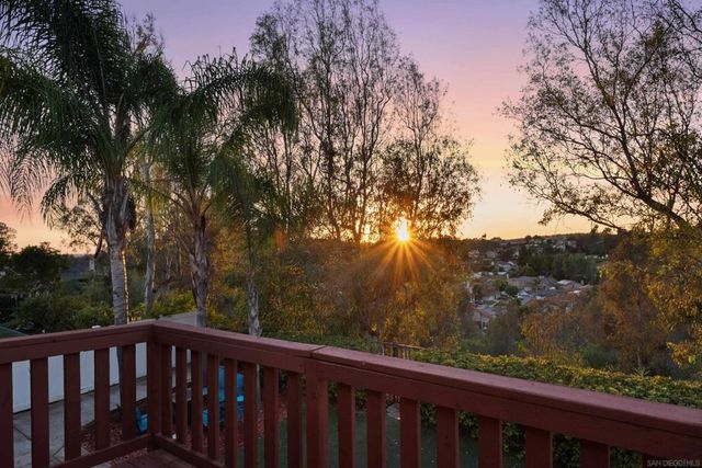 10790 Oakbend Drive, San Diego, CA 92131
