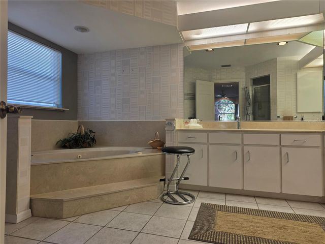 4360 CAMINO MADERA, Sarasota, FL 34238