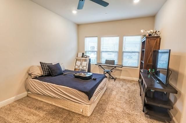 6978 E Fedora Avenue, Fresno, CA 93727