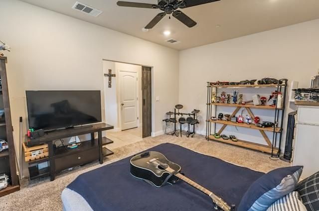 6978 E Fedora Avenue, Fresno, CA 93727