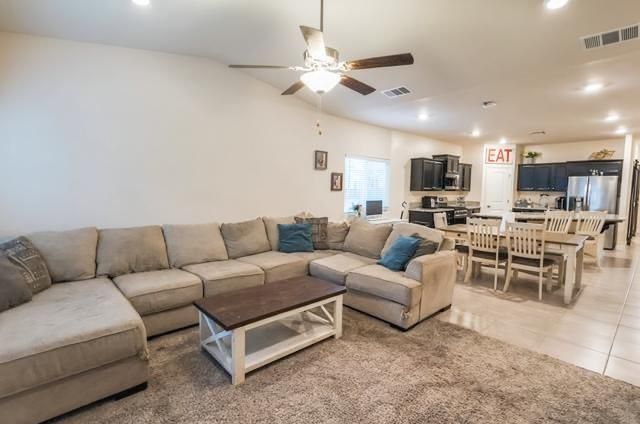 6978 E Fedora Avenue, Fresno, CA 93727