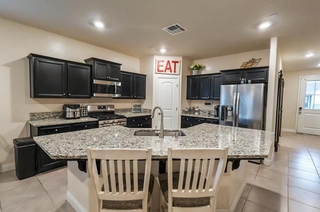 6978 E Fedora Avenue, Fresno, CA 93727