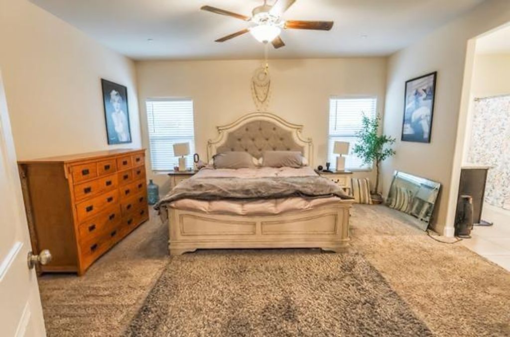 Image 18 of property listing at 6978 E Fedora Avenue, Fresno, CA 93727