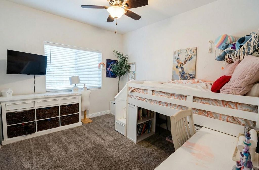 Image 26 of property listing at 6978 E Fedora Avenue, Fresno, CA 93727