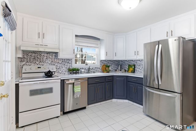 42 Sunset Road, Newington, CT 06111