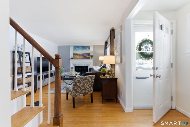 42 Sunset Road, Newington, CT 06111