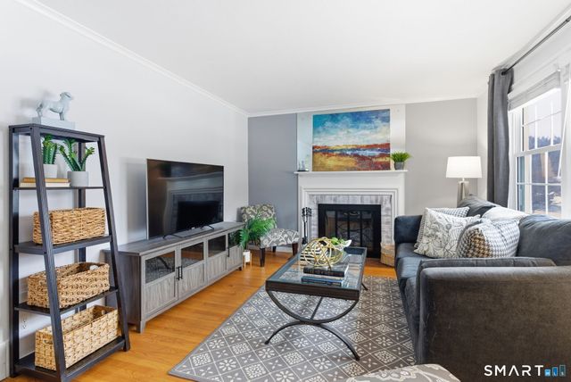 42 Sunset Road, Newington, CT 06111