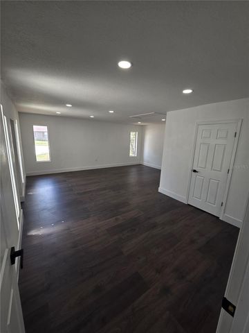 1805 S WILKINS AVENUE, Plant City, FL 33563