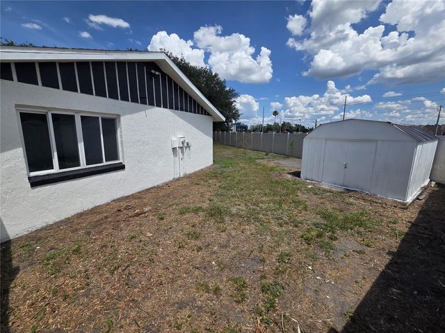 1805 S WILKINS AVENUE, Plant City, FL 33563