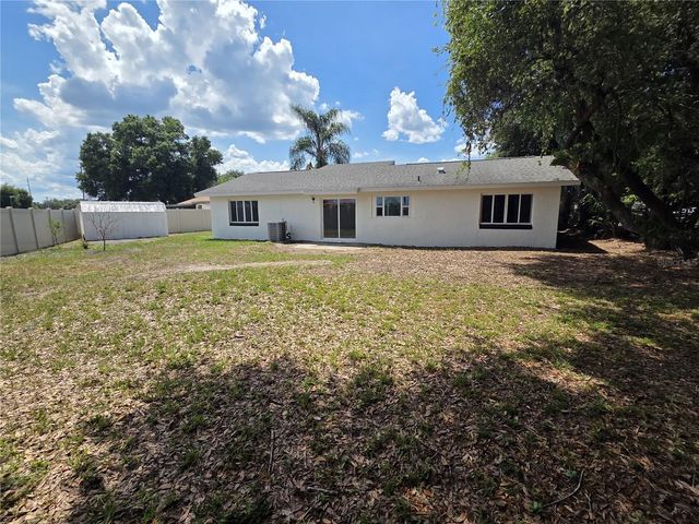 1805 S WILKINS AVENUE, Plant City, FL 33563