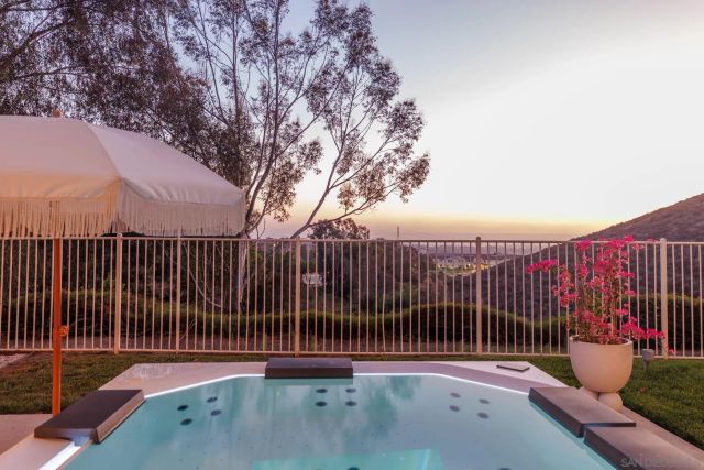 2421 Crooked Trail Rd, Chula Vista, CA 91914