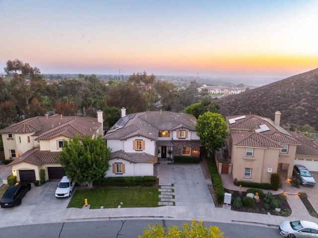 2421 Crooked Trail Rd, Chula Vista, CA 91914