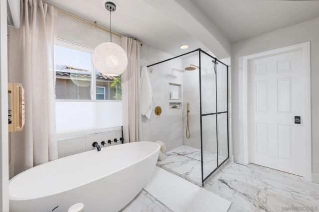 2421 Crooked Trail Rd, Chula Vista, CA 91914