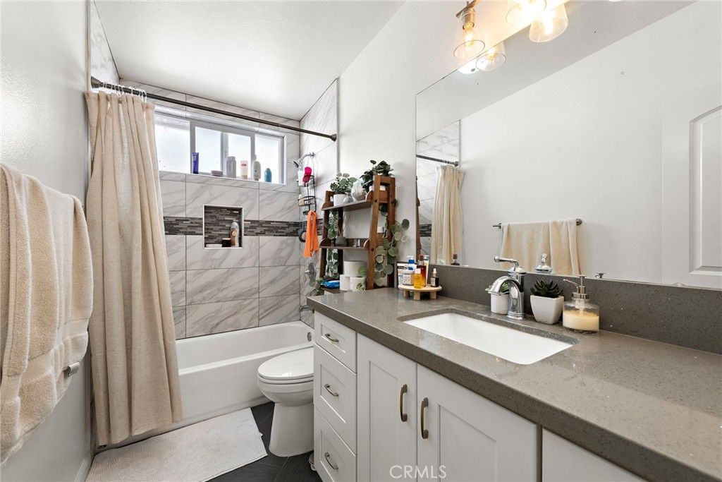 Image 30 of property listing at 129 Avenida Serra, San Clemente, CA 92672