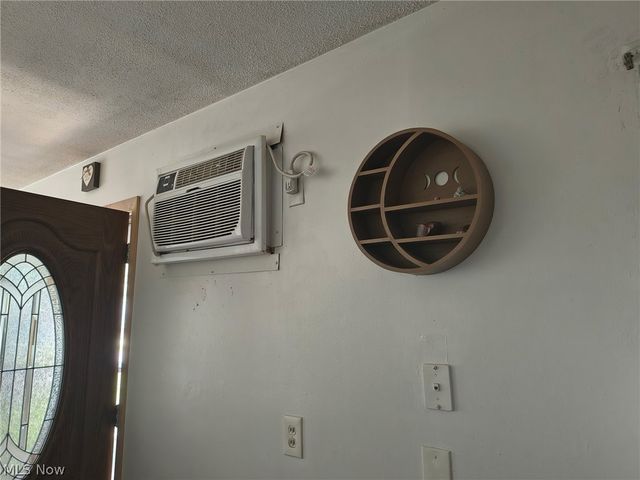 2347-2349 Nicholas Avenue, Akron, OH 44305