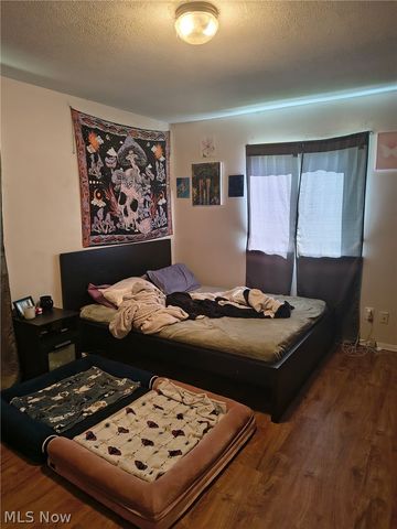 2347-2349 Nicholas Avenue, Akron, OH 44305