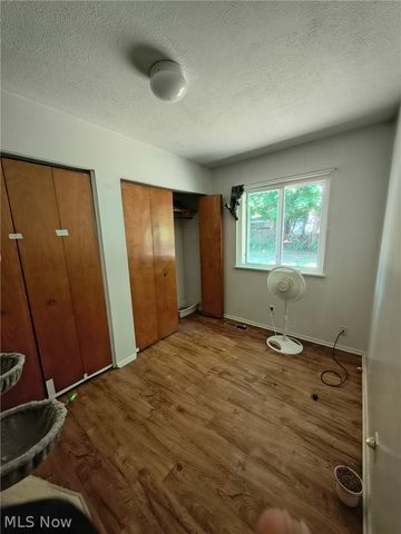 2347-2349 Nicholas Avenue, Akron, OH 44305