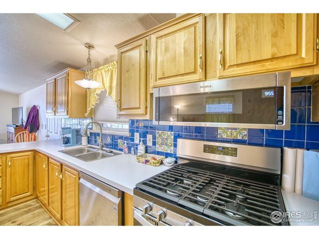 605 W 57th St 42, Loveland, CO 80538