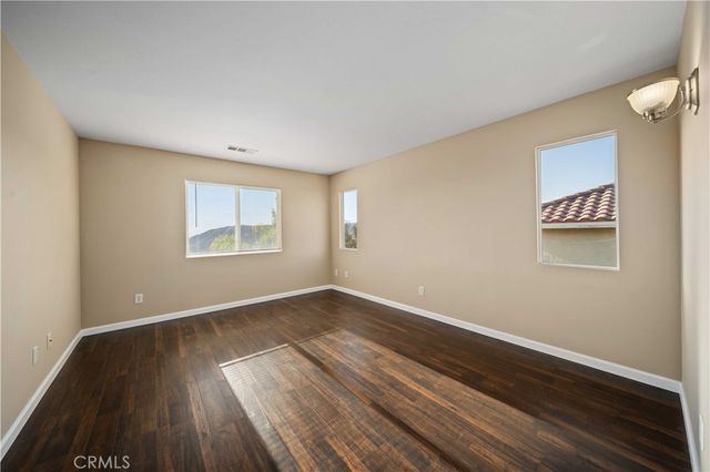 28521 Meadow Heights Court, Canyon Country, CA 91387