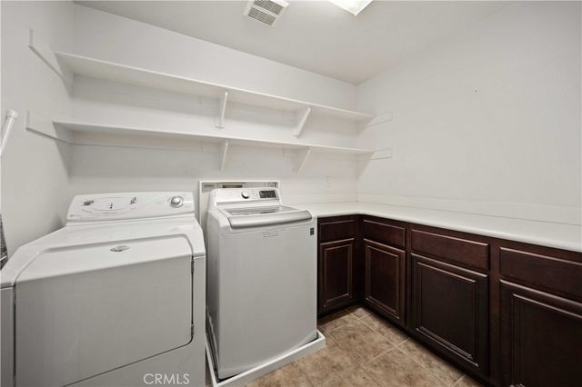 28521 Meadow Heights Court, Canyon Country, CA 91387