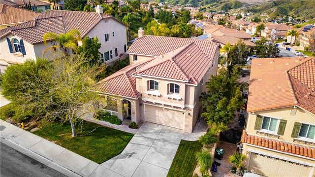 28521 Meadow Heights Court, Canyon Country, CA 91387