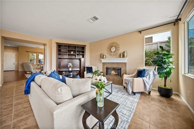 28521 Meadow Heights Court, Canyon Country, CA 91387