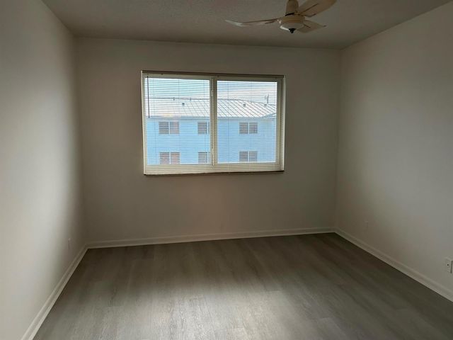 6263 NE 19th Avenue 927, Fort Lauderdale, FL 33308