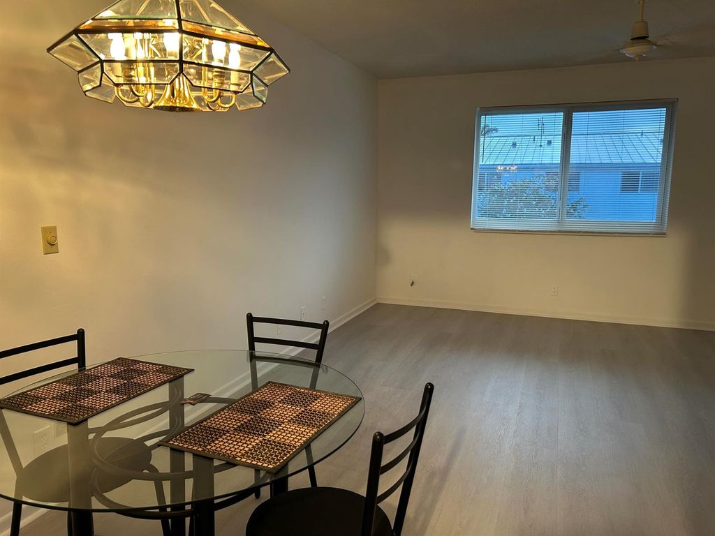 6263 NE 19th Avenue 927, Fort Lauderdale, FL 33308