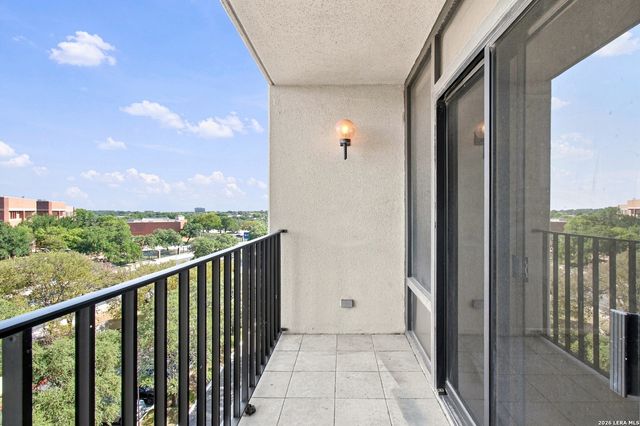 7701 Wurzbach Rd Apt 701, San Antonio, TX 78229