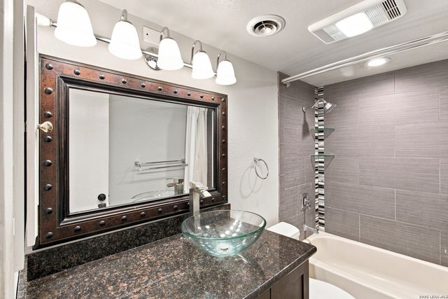 7701 Wurzbach Rd Apt 701, San Antonio, TX 78229