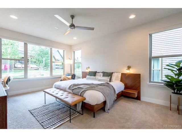 535 Elk Track Cir, Granby, CO 80446