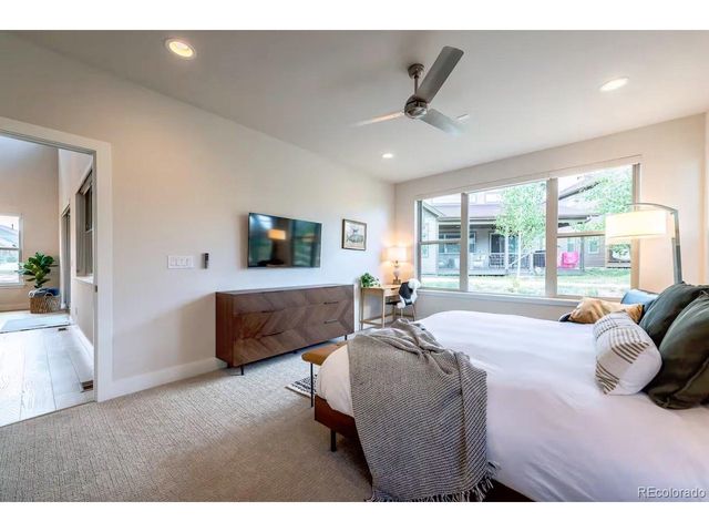 535 Elk Track Cir, Granby, CO 80446