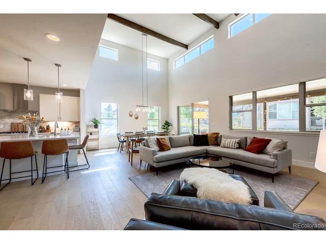 535 Elk Track Cir, Granby, CO 80446