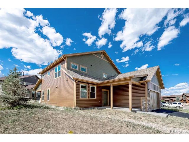 535 Elk Track Cir, Granby, CO 80446